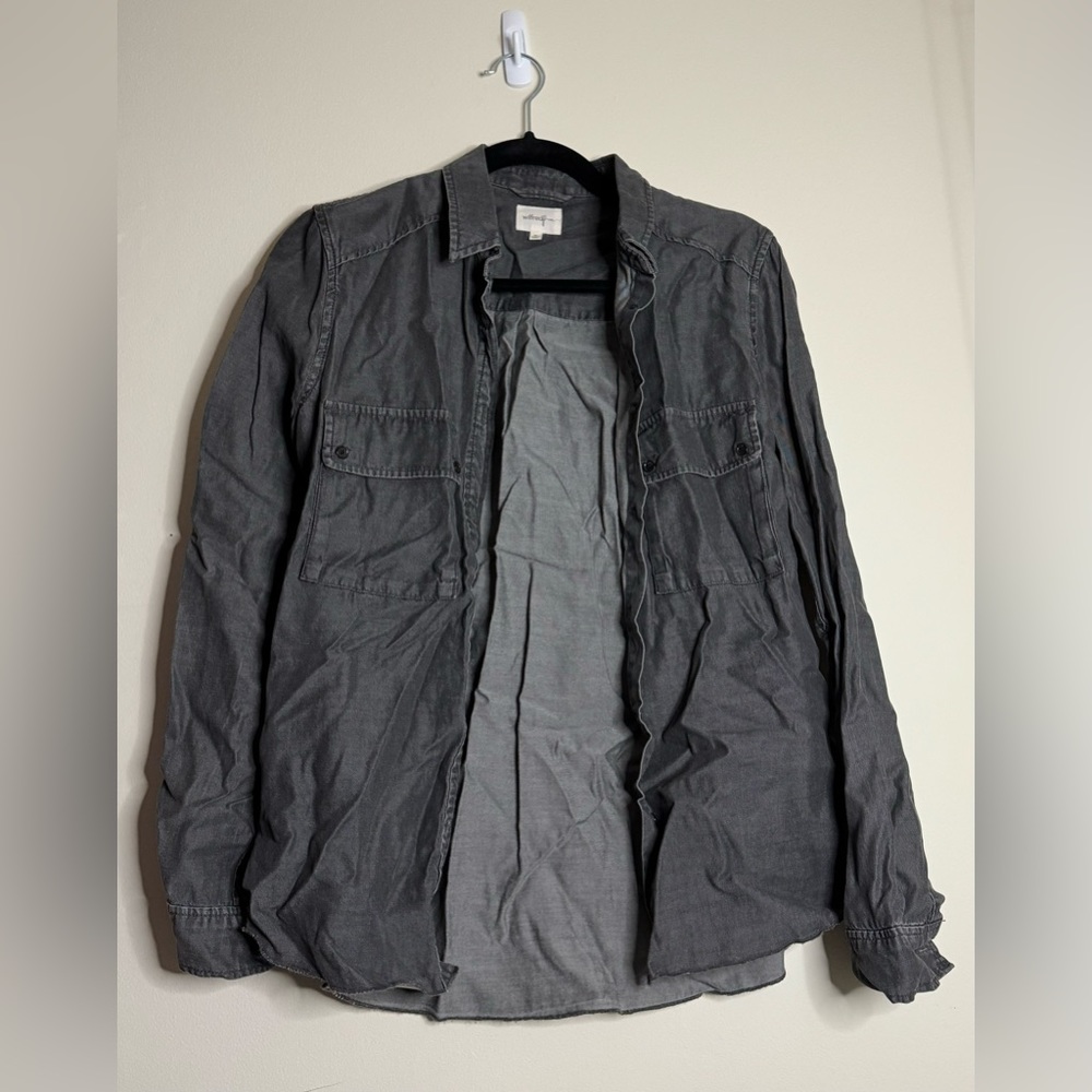 Aritzia Wilfred Free denim button up shirt